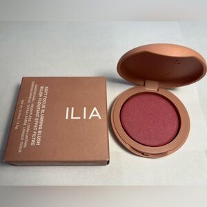 NWT🌷ILIA Soft Focus Blurring Blush (Talc-Free Powder) in “Sensation”-Berry Rose
